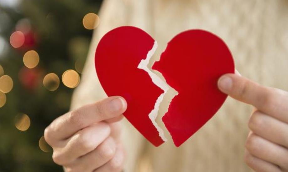 丈夫2年转异性10万妻子起诉全要回