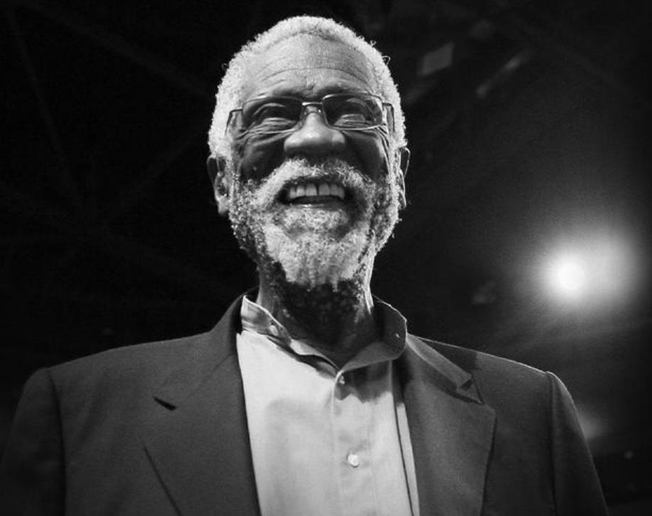 NBA传奇球星比尔·拉赛尔去世 比尔·拉塞尔个人资料简介 NBA传奇球星比尔·拉赛尔去世 比尔·拉塞尔个人资料简介