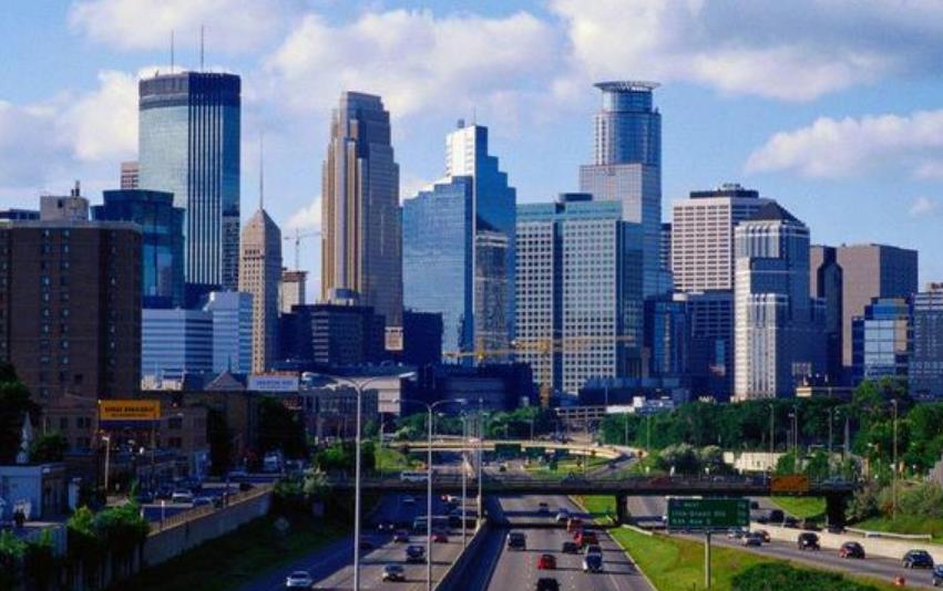 如果房价“硬抗不降”'会出现什么情况?3个恶果已经显现