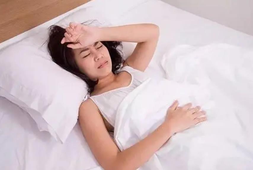 睡前勾一勾,等于多睡两小时,3个动作一觉到天亮!不失眠 睡前勾一勾,等于多睡两小时,3个动作一觉到天亮!不失眠