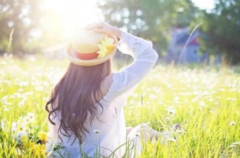 夫妻关系再好,都不要为男人做这3件事,否则后悔一辈子