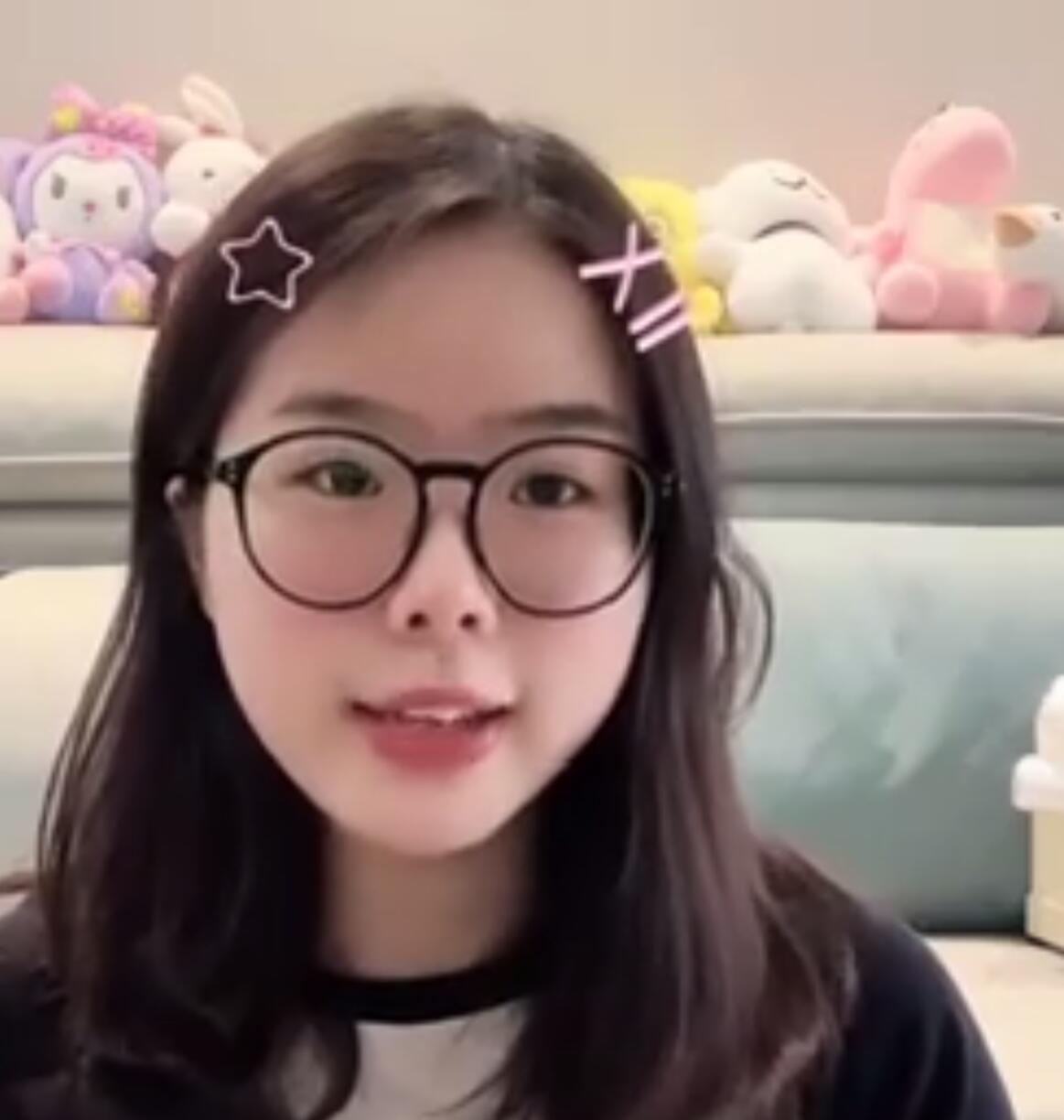 00后存10万***辞用利息过极简生活 00后存10万***辞用利息过极简生活